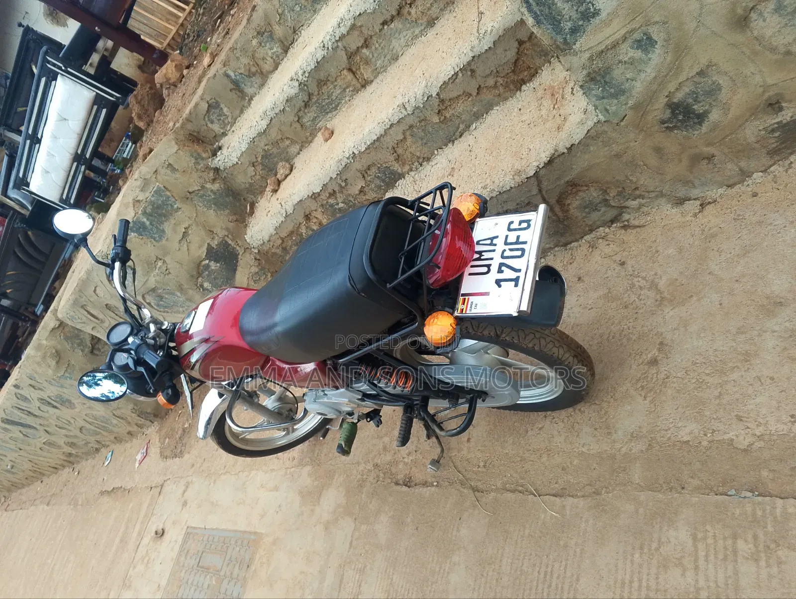 Bajaj Boxer 100 2025 Red