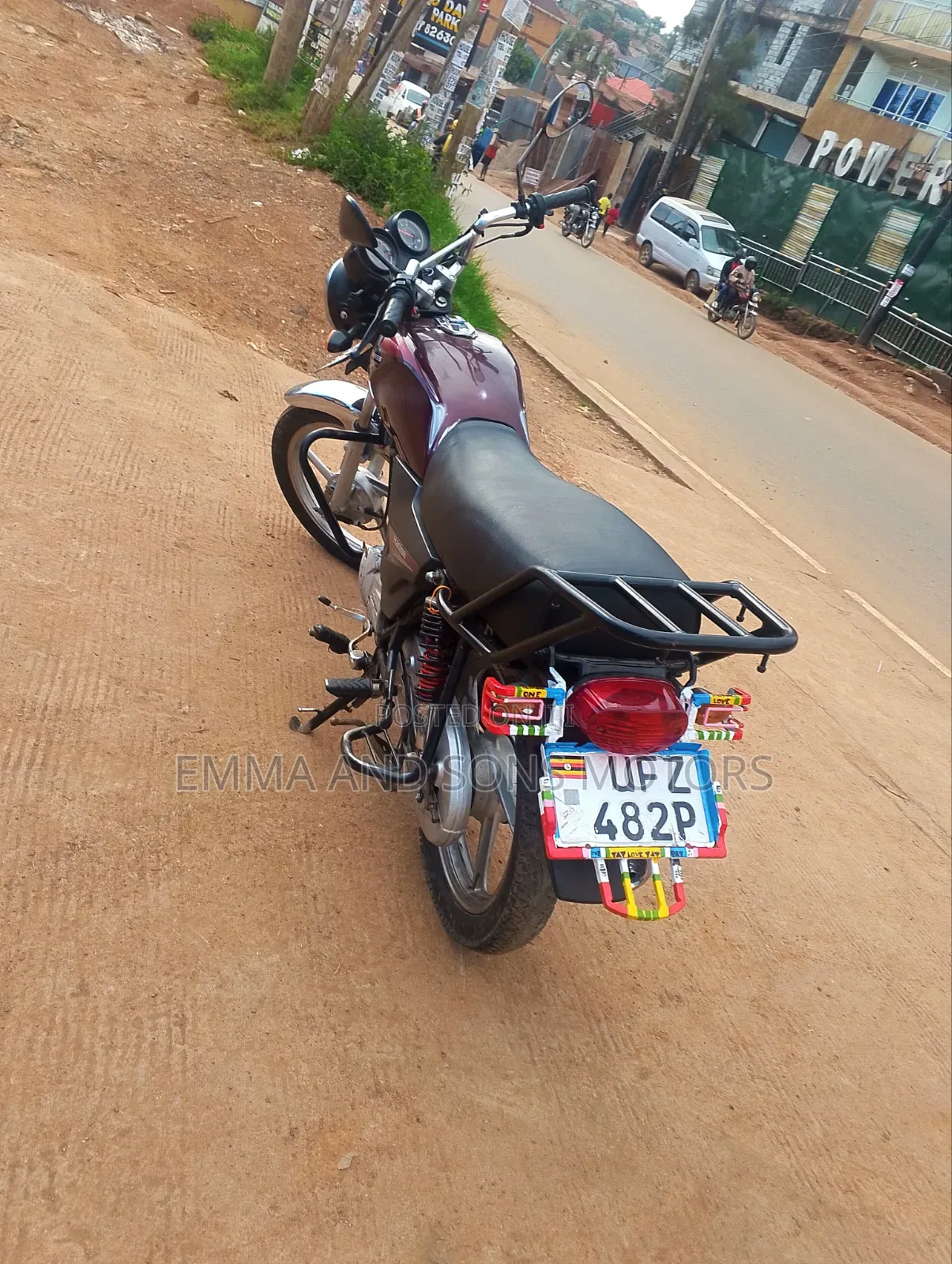 TVS HLX 125 2025 Red