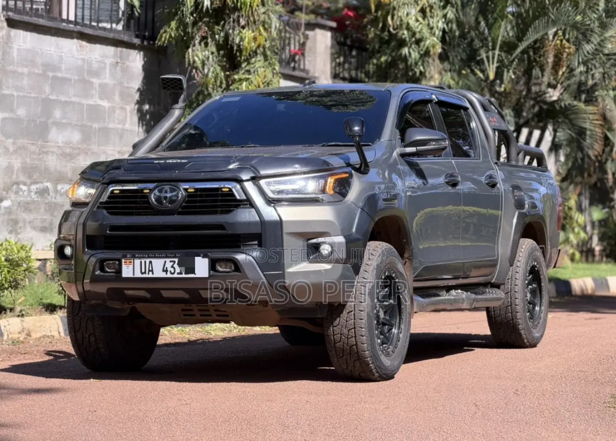 Toyota Hilux Revo Double Cab Deisel 2.4 AWD 2020 Gray