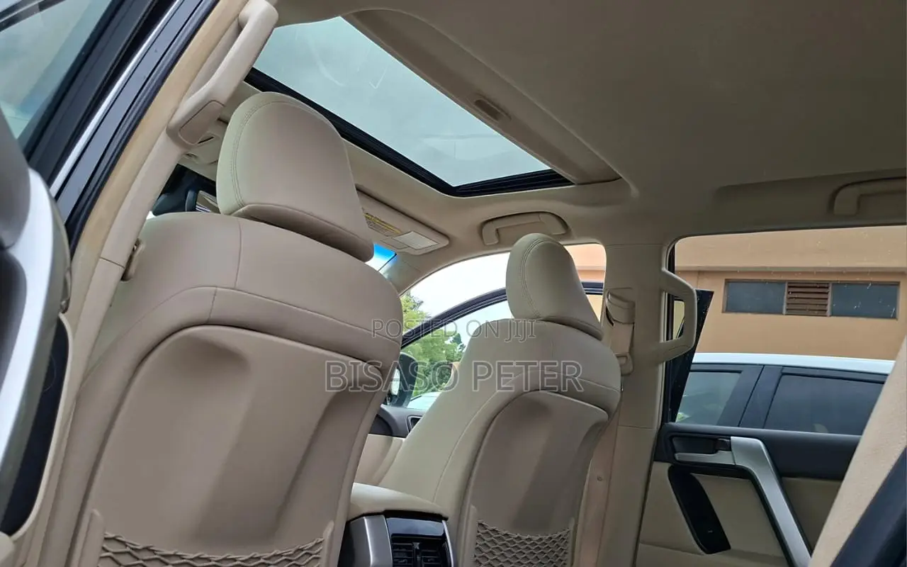 Toyota Land Cruiser Prado 2.7 2017 Black