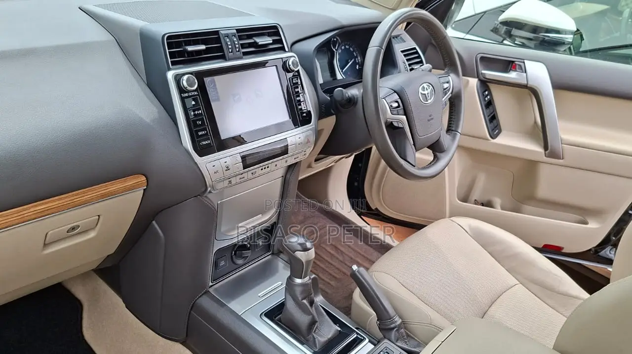 Toyota Land Cruiser Prado 2.7 2017 Black