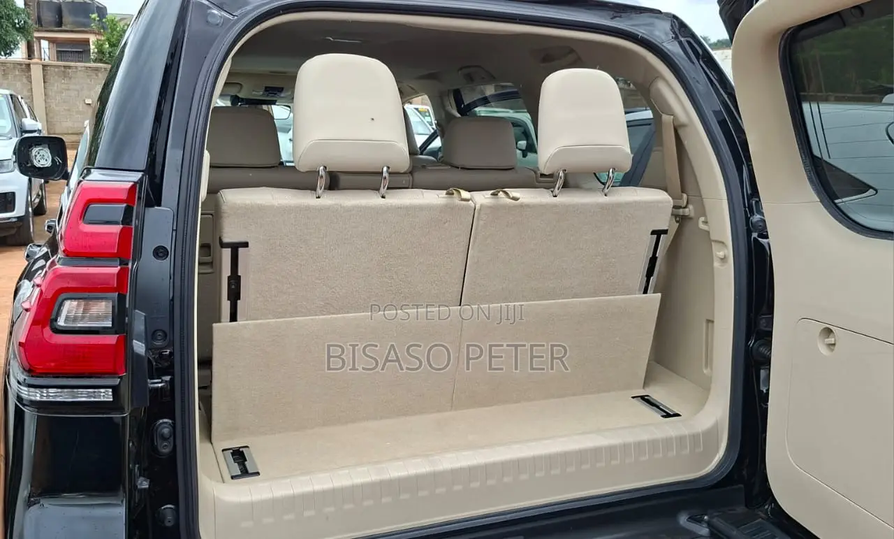 Toyota Land Cruiser Prado 2.7 2017 Black