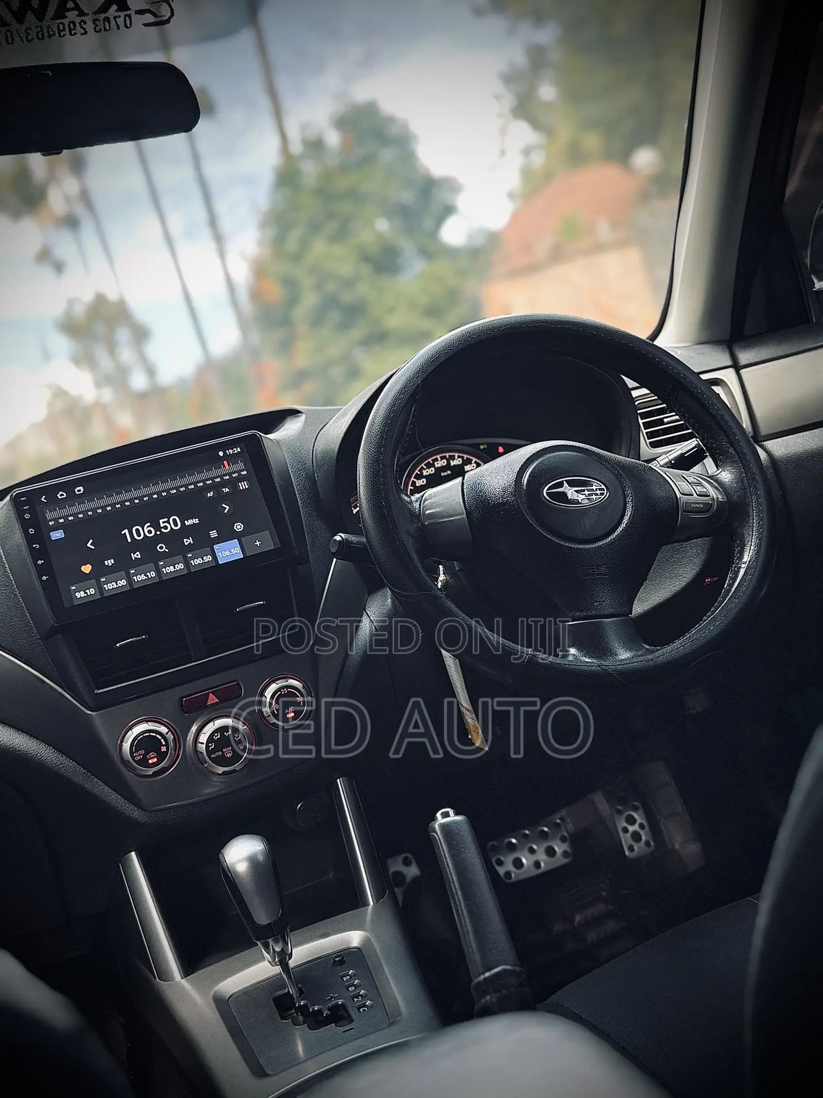 Subaru Forester 2010 Black