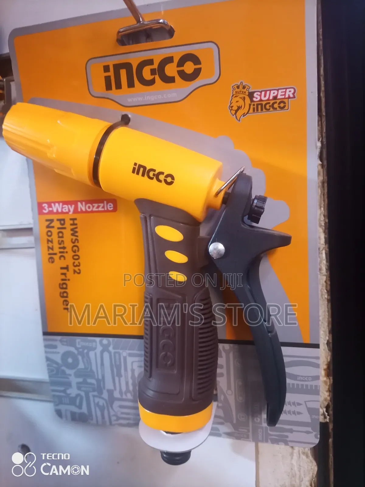 Ingco Hwsg032 Plastic Trigger Nozzle In Yellow And Black.