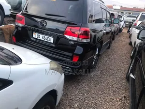 Toyota Land Cruiser 2015 Black