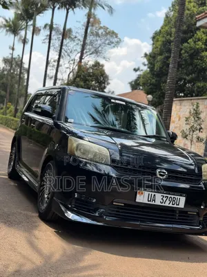 Toyota Corolla Rumion Hatchback 1.8 AWD 2012 Black