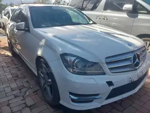 Mercedes-Benz C180 2012 White