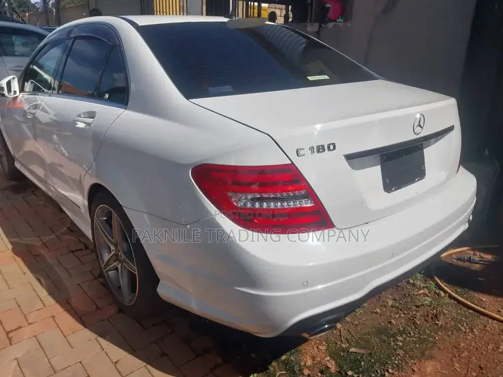 Mercedes-Benz C180 2012 White