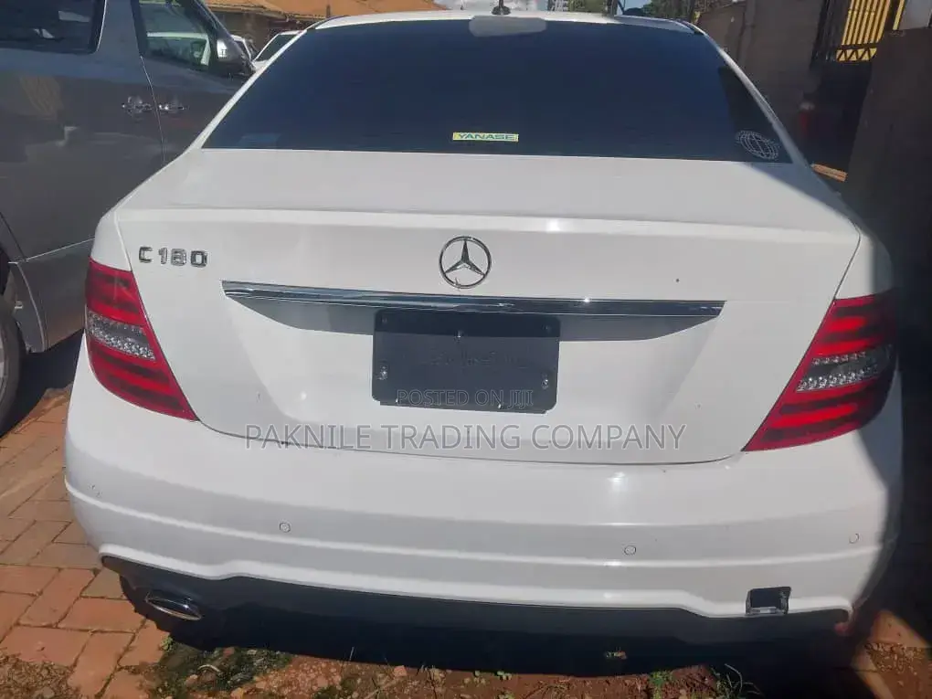Mercedes-Benz C180 2012 White