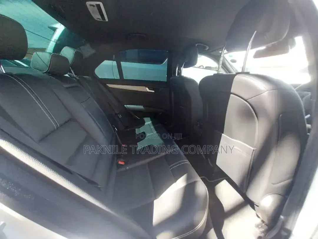 Mercedes-Benz C180 2012 White