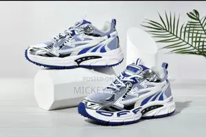 Off White Be Right Back Sneaker