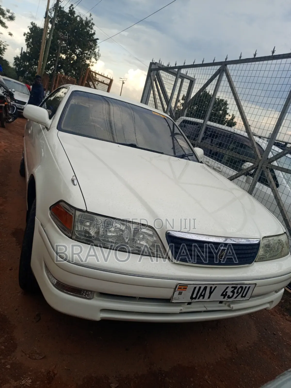 Toyota Mark II 2000 White