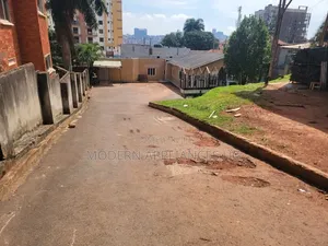 26 Decimals of Land Featuring a Banglow on Sale on Mawanda Rd