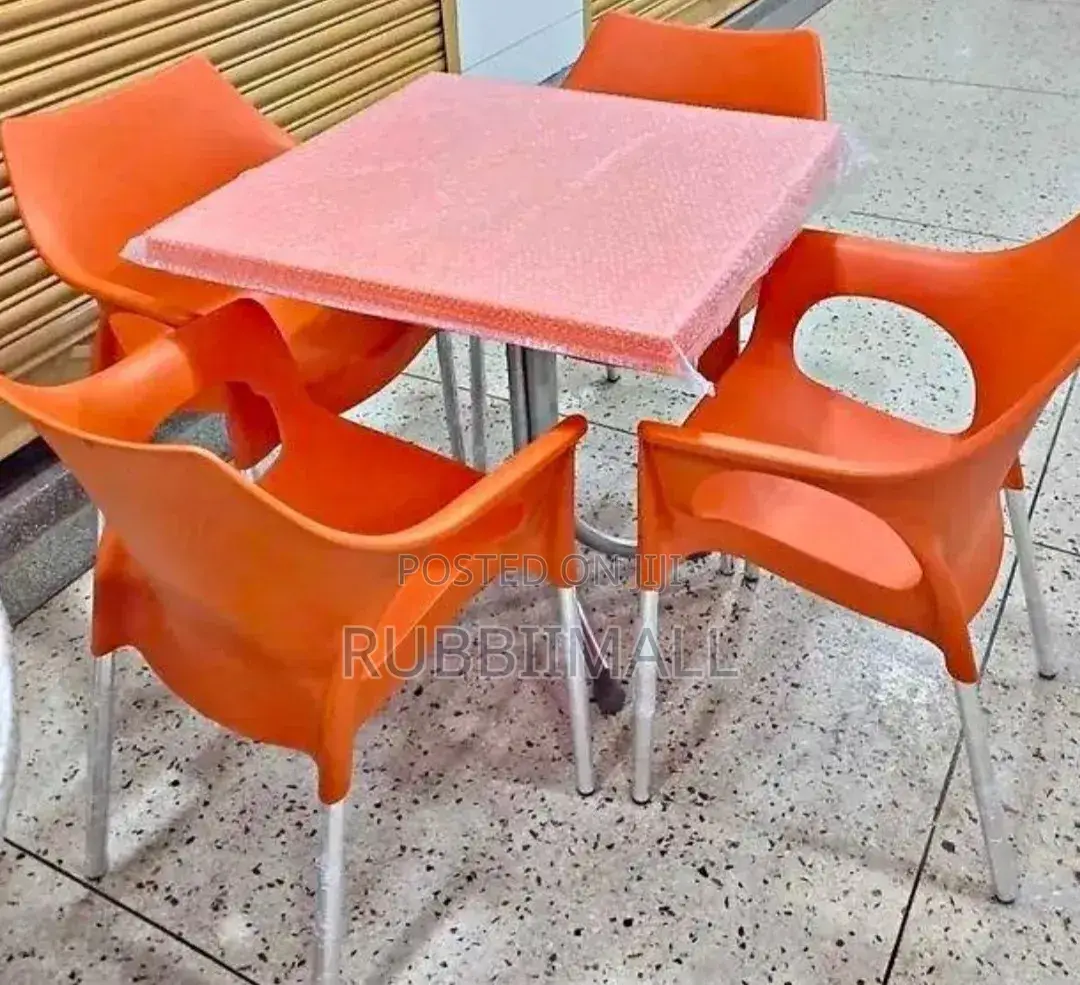 Restaurant Dinning Table + 4 Chairs