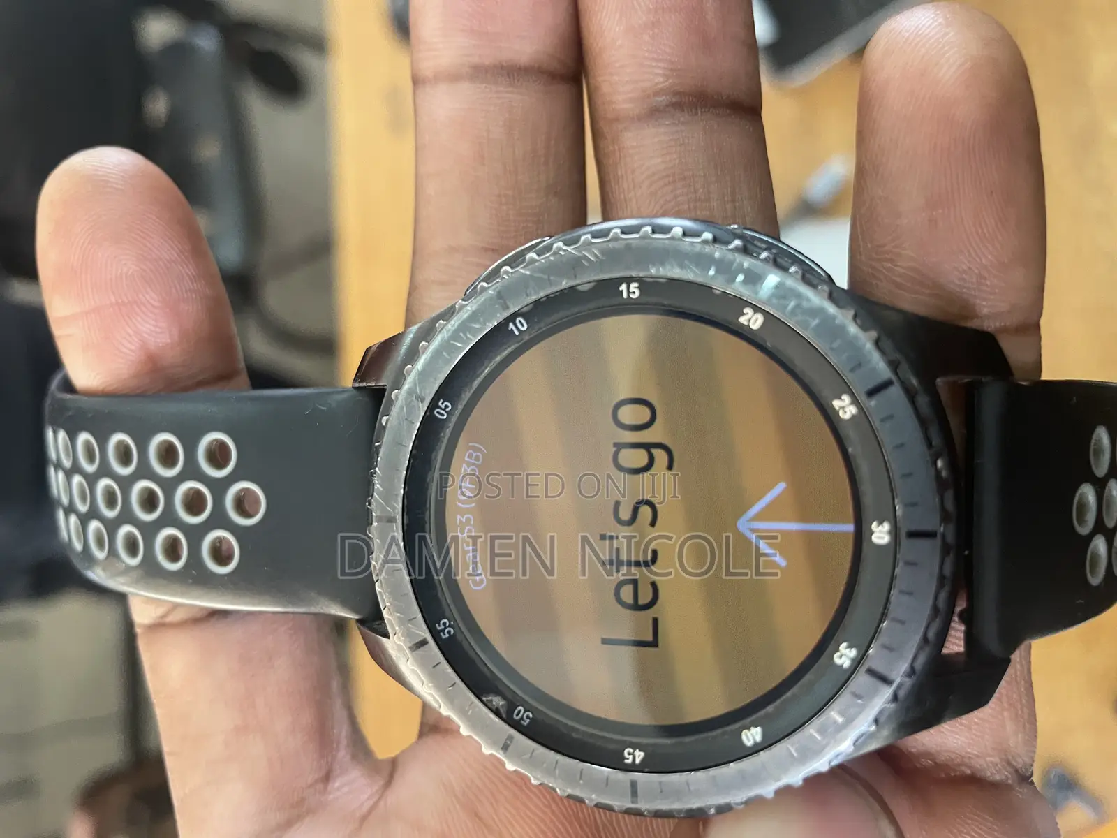 Samsung Gear S3 Frontier Smartwatch (Black)