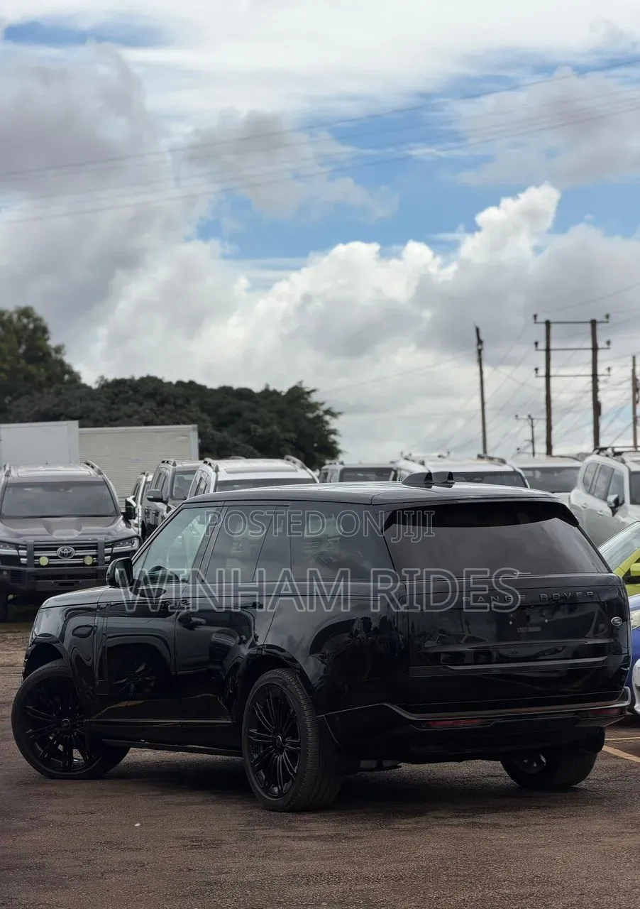New Land Rover Range Rover Vogue 2024 Black