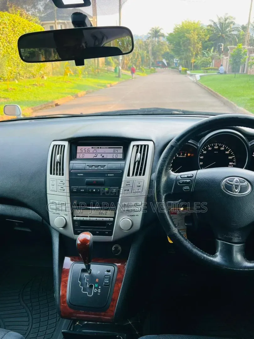 Toyota Harrier 2.4 2010 Silver