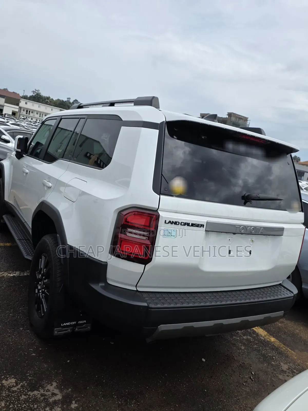 Toyota Land Cruiser Prado 2.7 2024 White