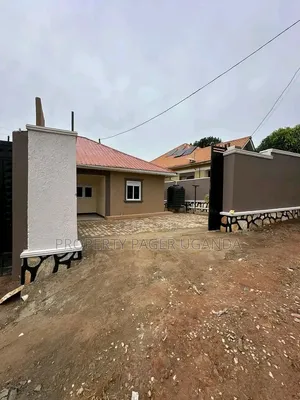 3bdrm House in Kira-Mulawa for sale
