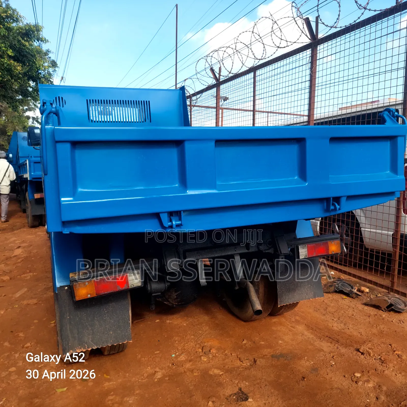 Mitsubishi Canter 1990 Blue