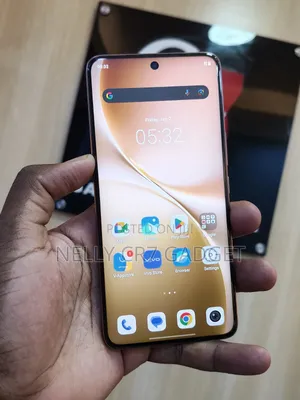 Vivo V60 256 GB Gold