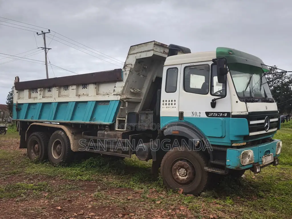 Mercedes-Benz 2534 Tipper Truck