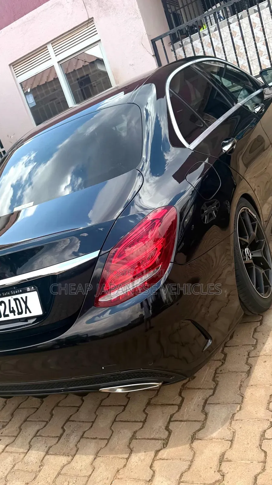 Mercedes-Benz C200 2016 Black