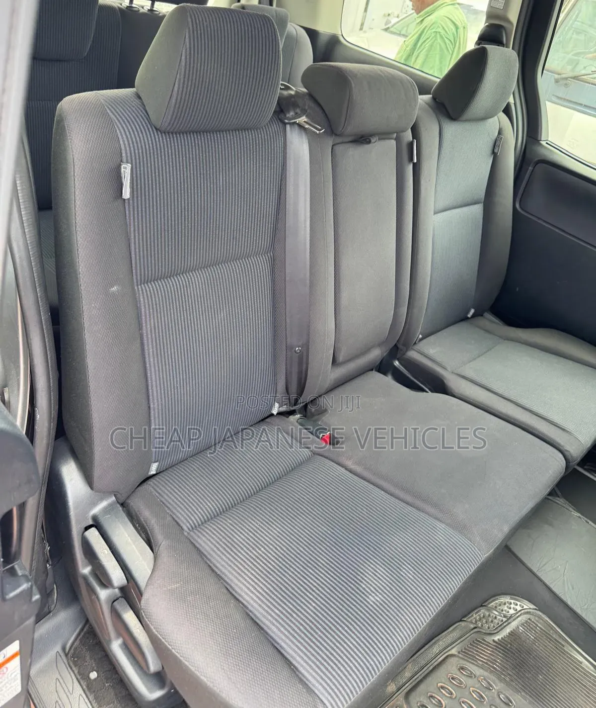 Toyota Noah 2.0 FWD (8 Seater) 2017 Silver
