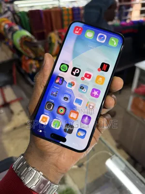 Apple iPhone 15 Plus 128 GB Black