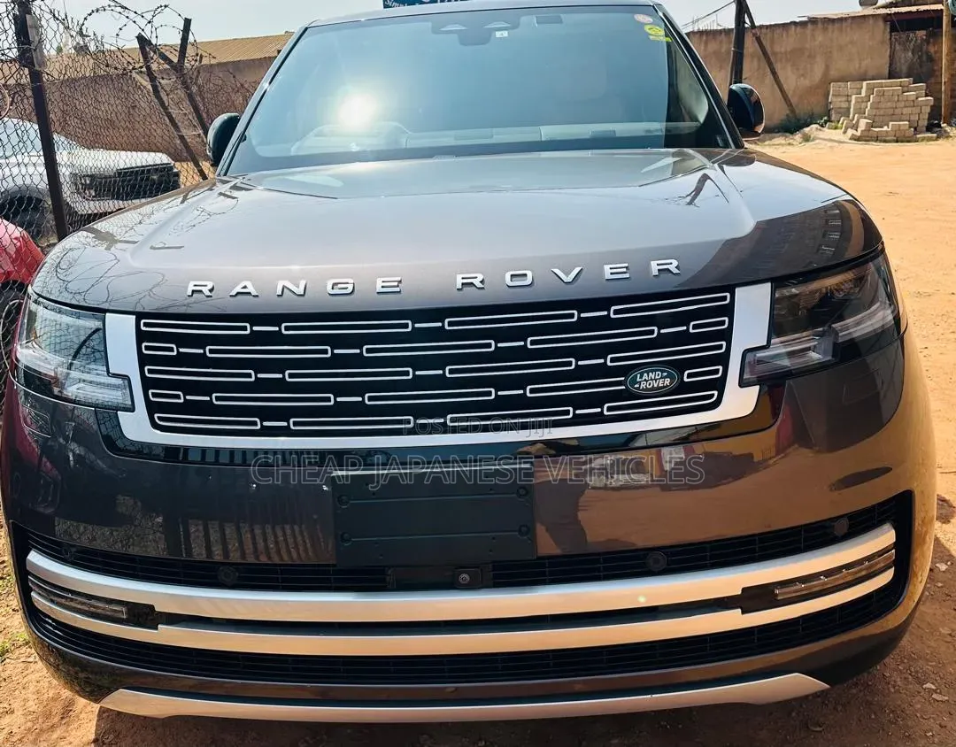 Land Rover Range Rover Vogue 2024 Beige