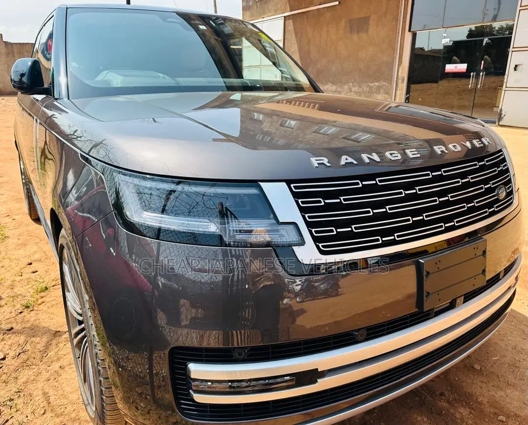 Land Rover Range Rover Vogue 2024 Beige