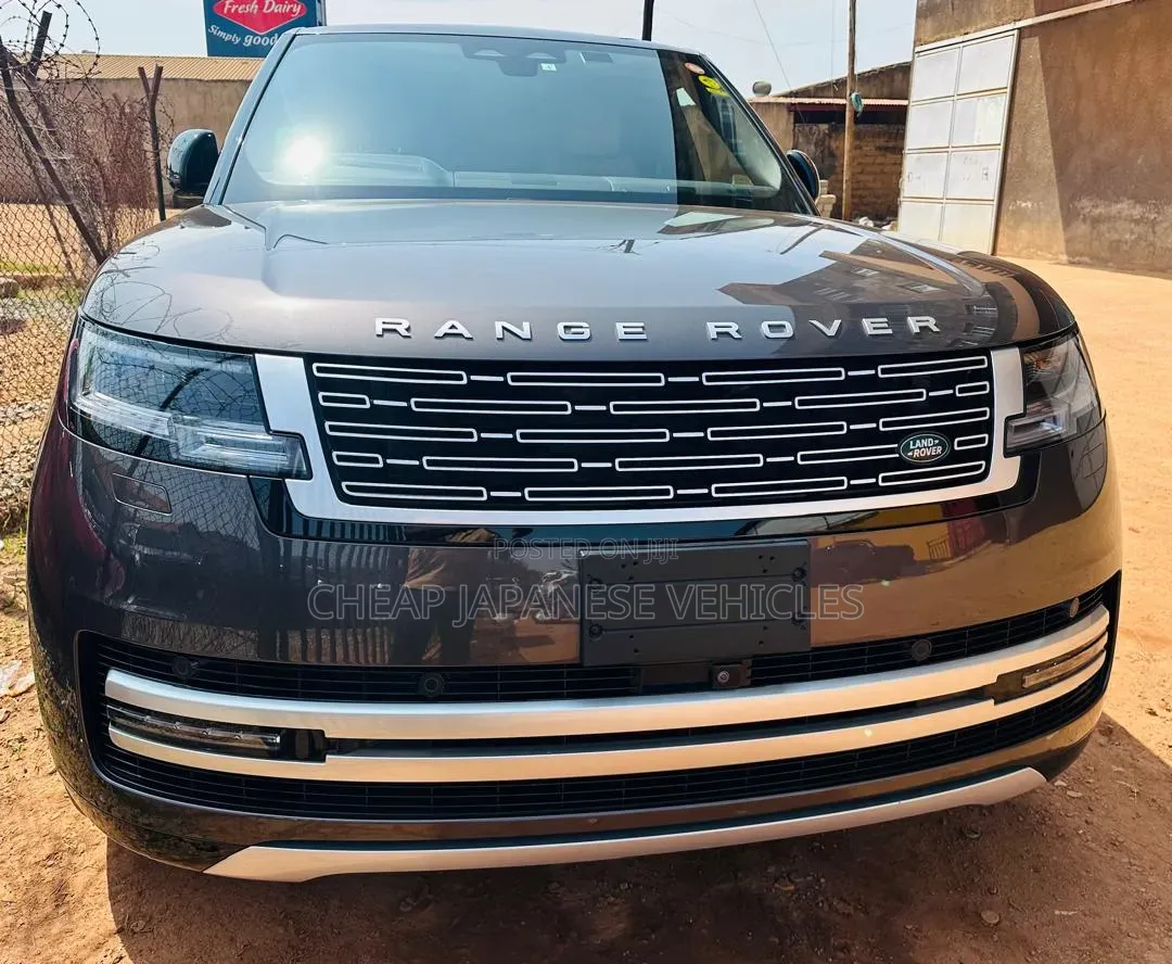Land Rover Range Rover Vogue 2024 Beige