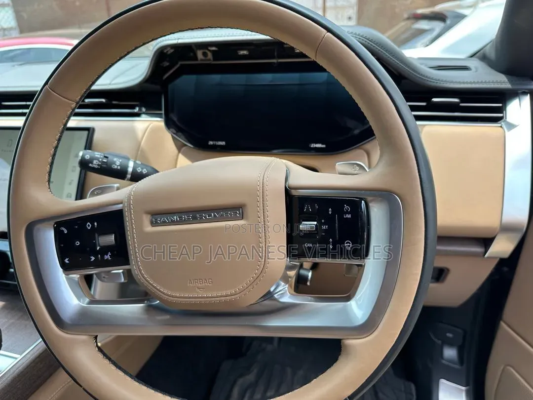 Land Rover Range Rover Vogue 2024 Beige