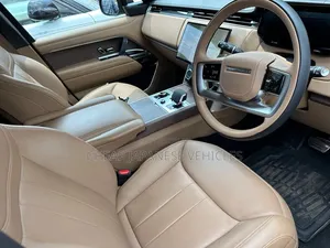 Land Rover Range Rover Vogue 2024 Beige