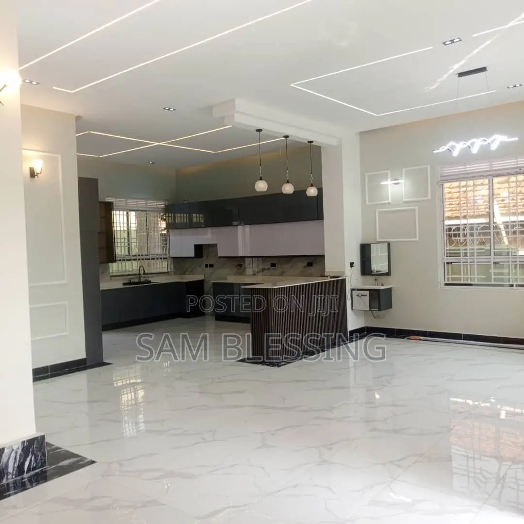 4bdrm House in Arkright City, Central Division for sale