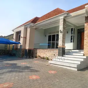 4bdrm House in Arkright City, Central Division for sale
