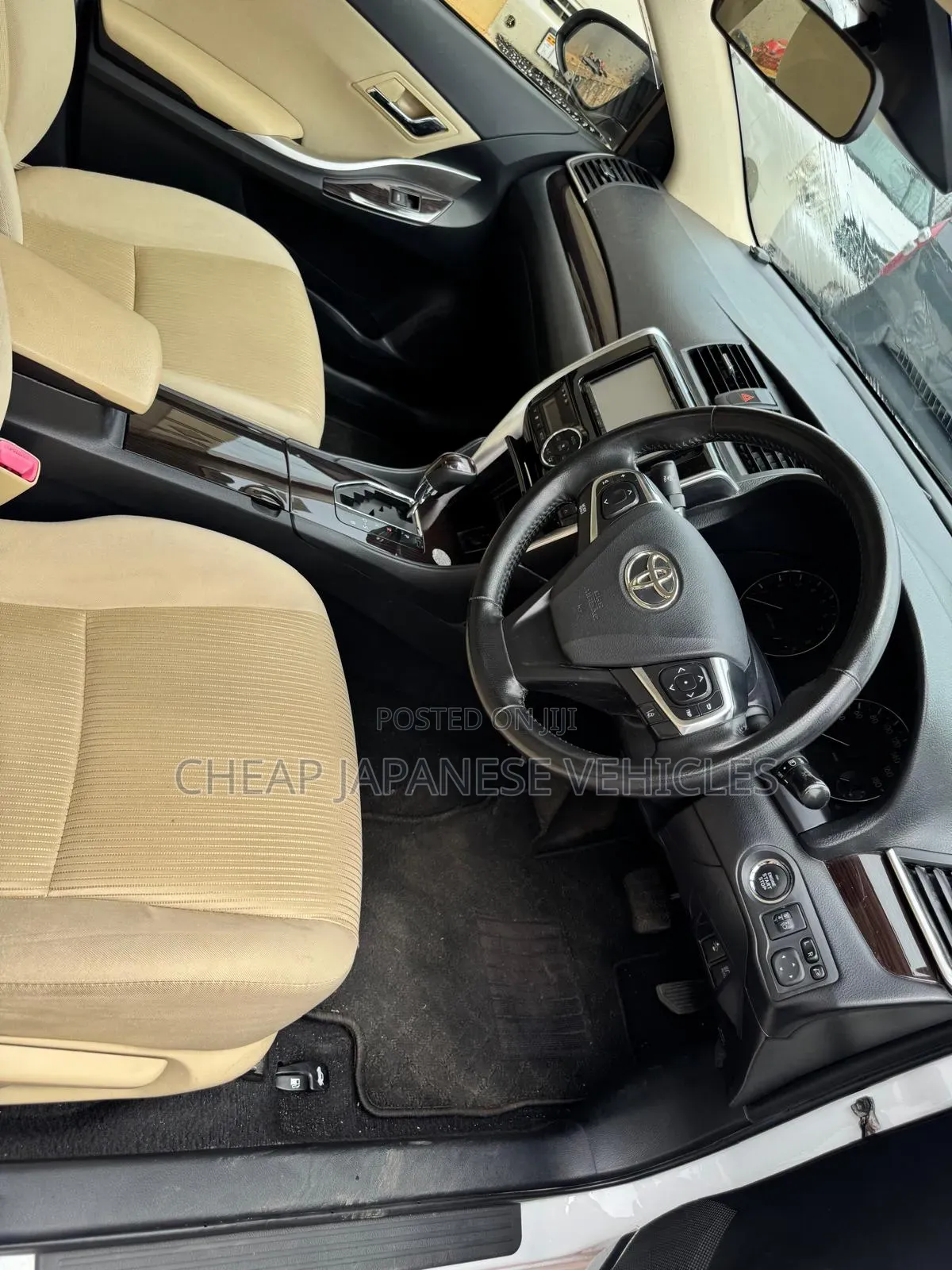 Toyota Premio 1.8 FWD 2016 White
