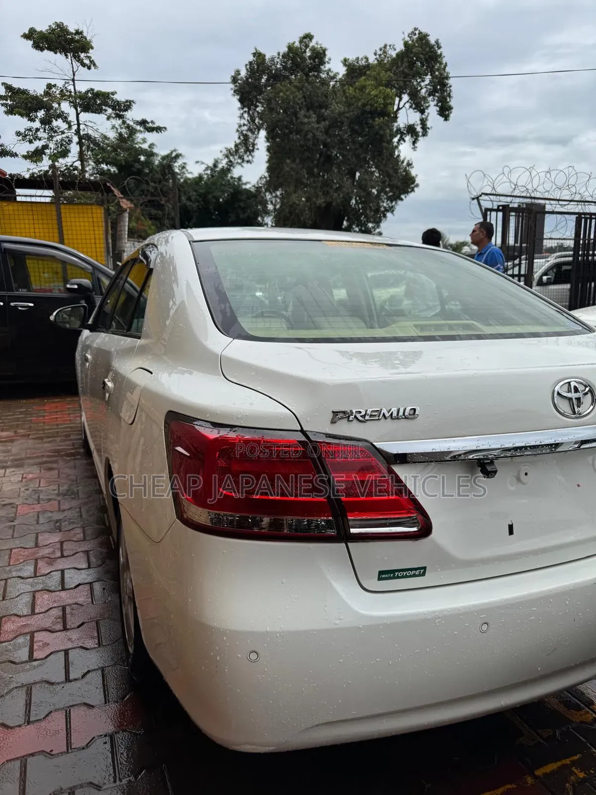 Toyota Premio 1.8 FWD 2016 White