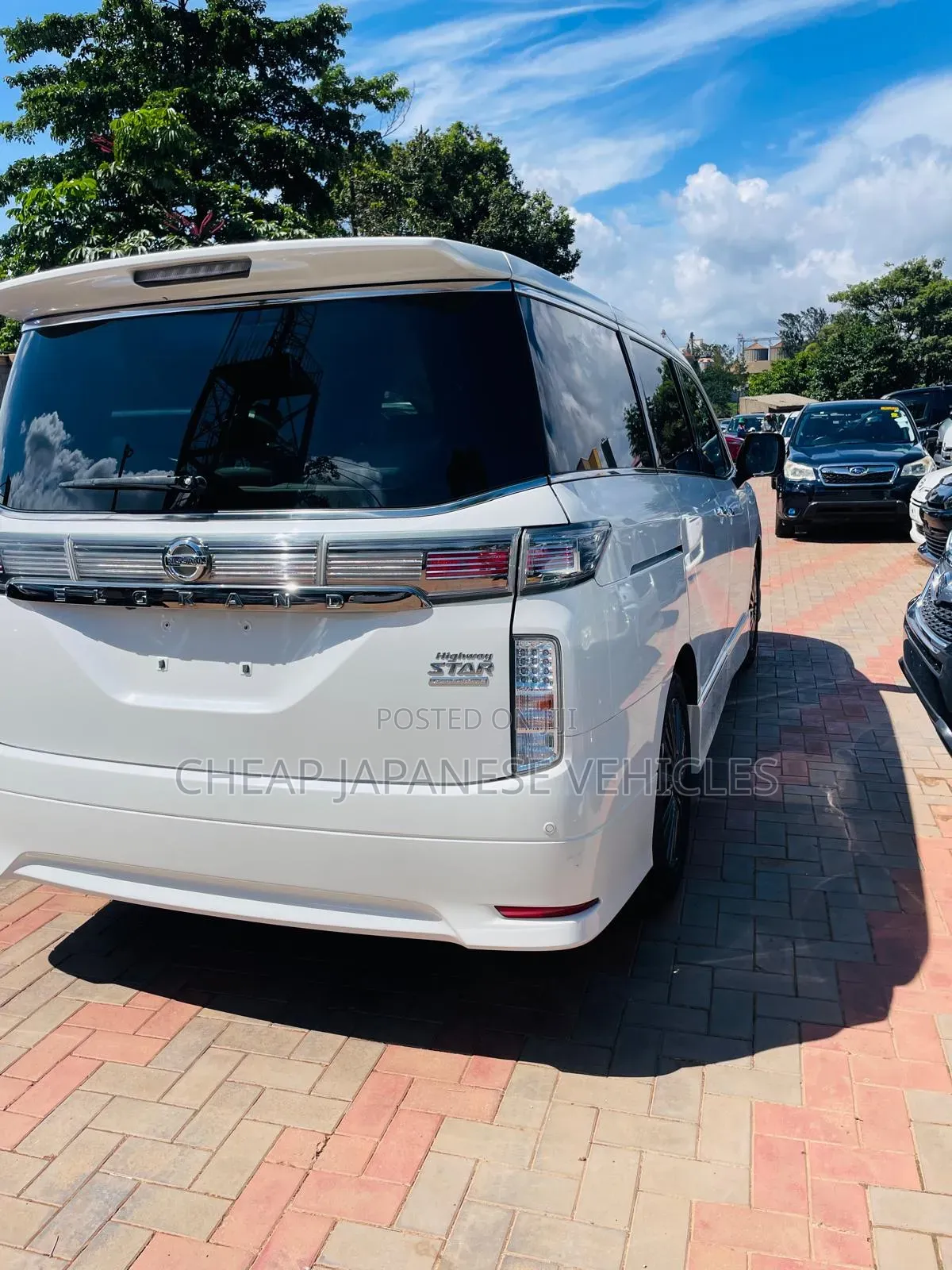 Nissan Grand 2017 White