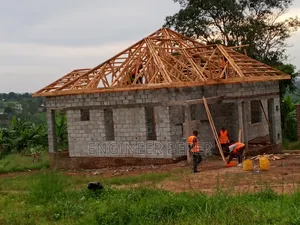 Experienced Roof Engineer