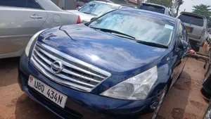 Nissan Teana 2010 Blue