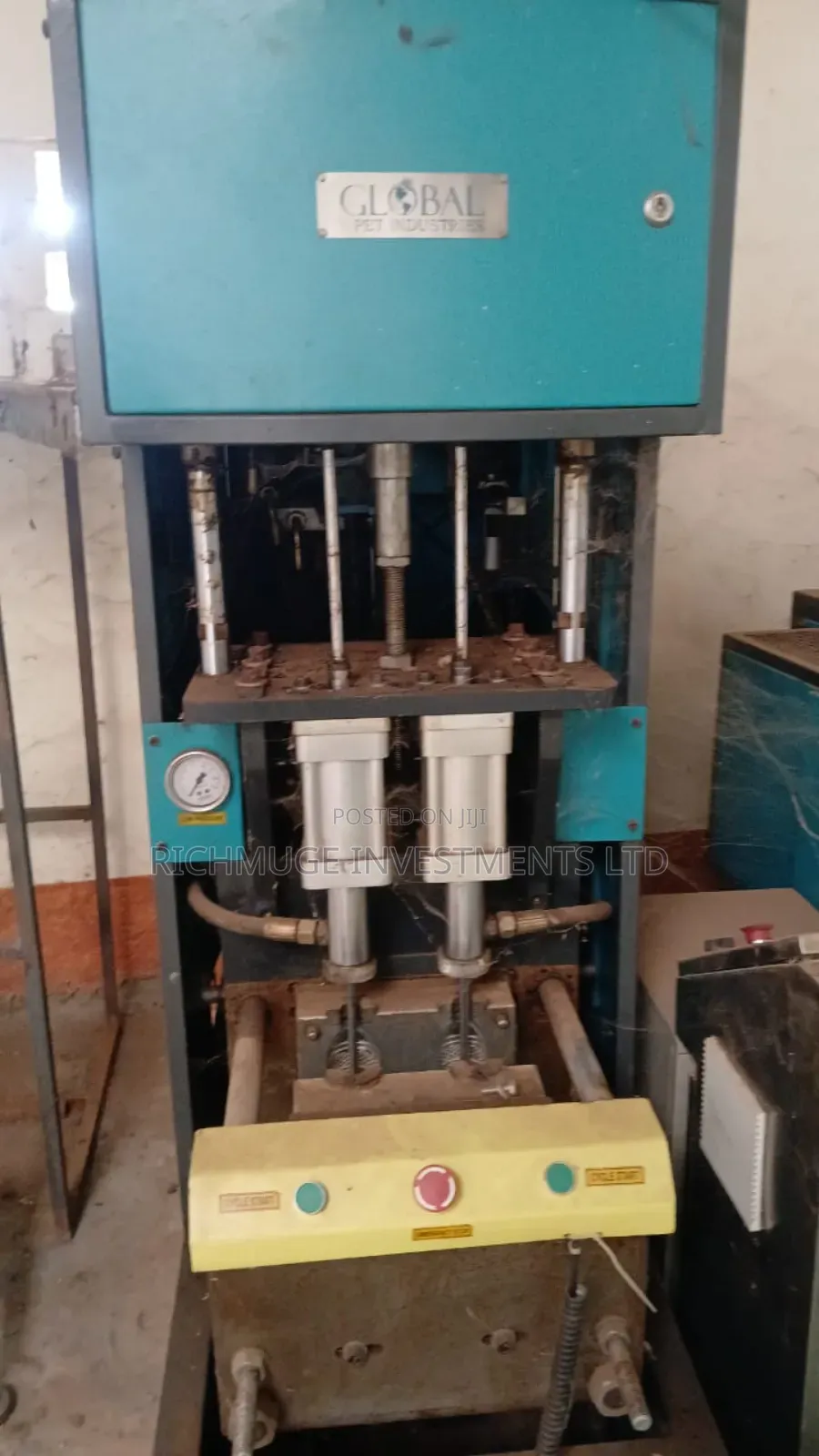 Pet Blow Forming Machine