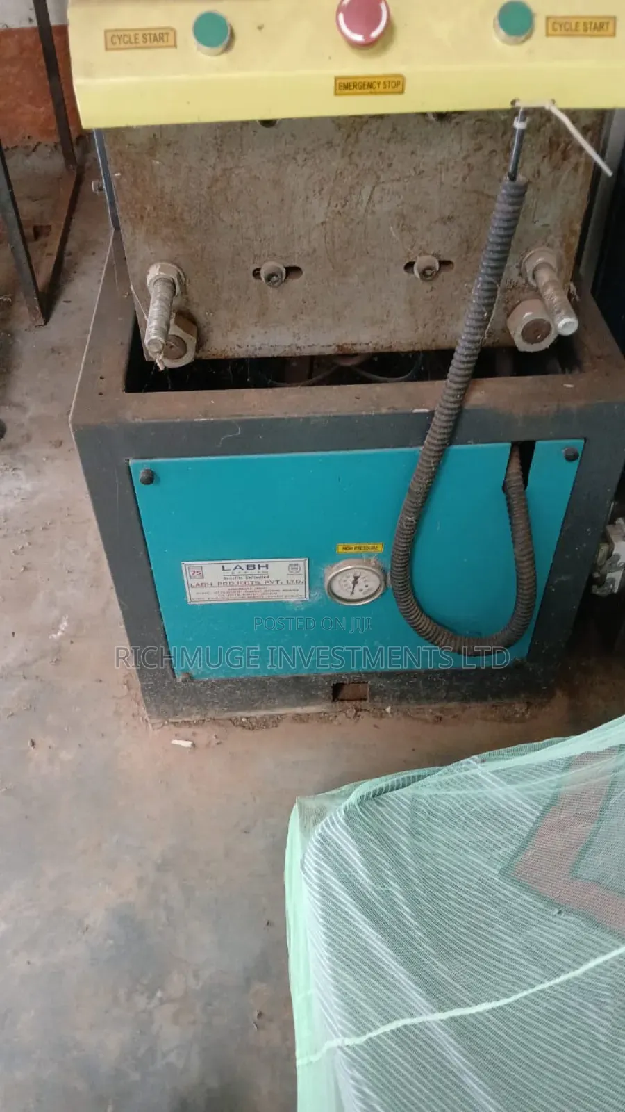 Pet Blow Forming Machine