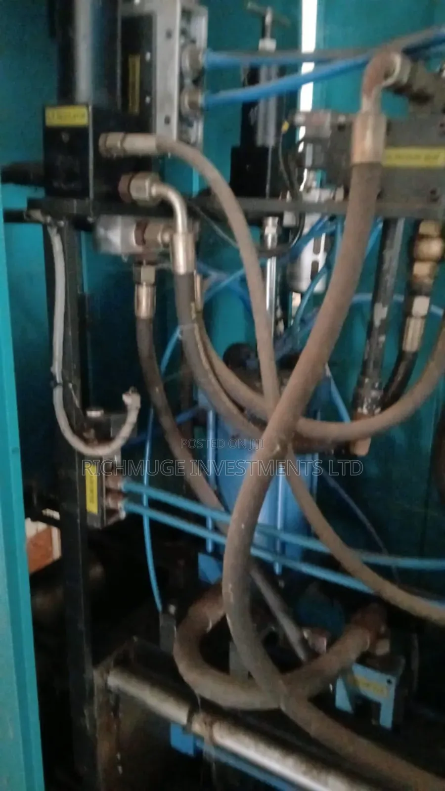 Pet Blow Forming Machine