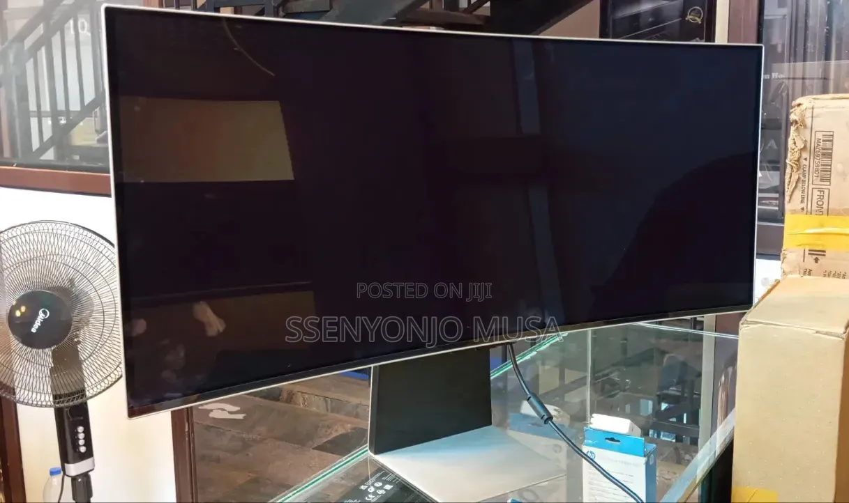 Samsung Curved Gaming Monitor Odyssey Oled G8 34”– 175hz, 0.1ms