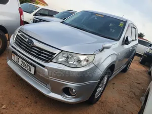 Subaru Forester 2011 Silver