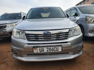 Subaru Forester 2011 Silver