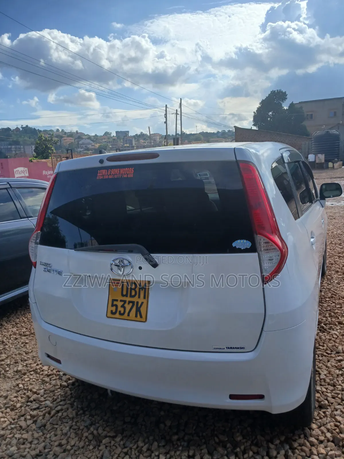 Toyota Passo Sette 1.5 AWD 2012 White