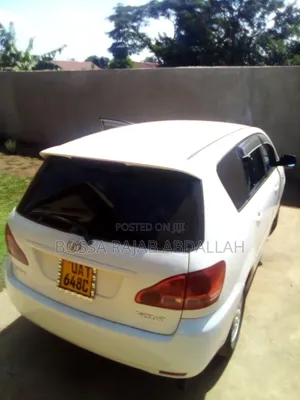 Toyota Picnic 2.0 FWD 2001 White