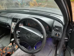 Mercedes-Benz C200 1999 Blue